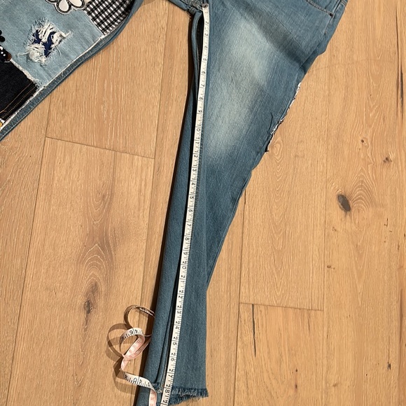 BDG bell bottom jeans size 31 never worn brand new - Picture 6 of 8